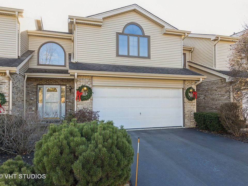 1st image of 16752 Westwind Dr