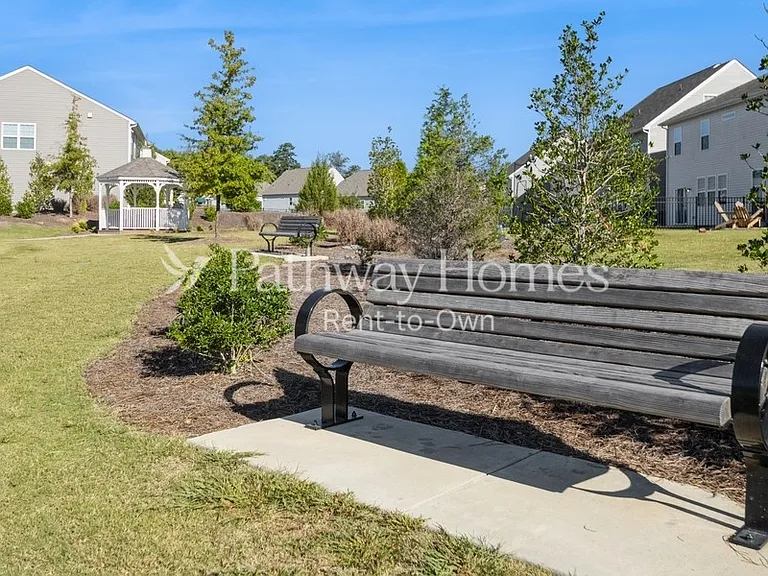 335 Kennerly Center Dr — Photo 19
