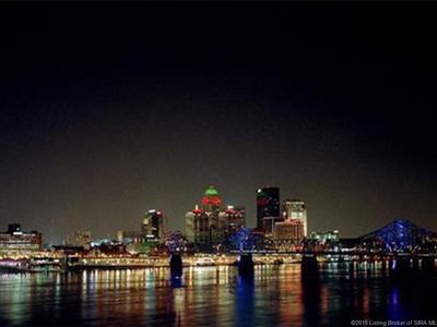 1 Riverpointe Plz APT 819, Jeffersonville, IN, 47130