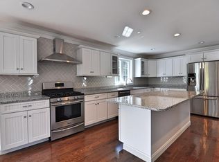 36 Bacon St, Pepperell, MA 01463