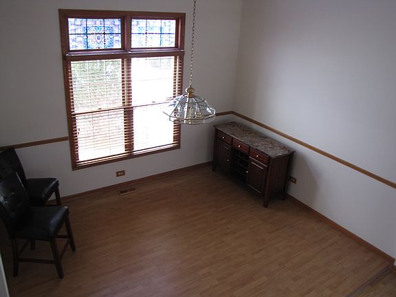 5th image of 2241 Stonehaven Dr