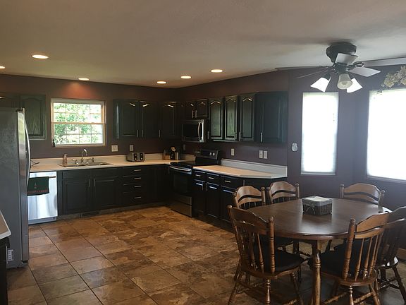 4th image of 4709 Foxhollow Ct