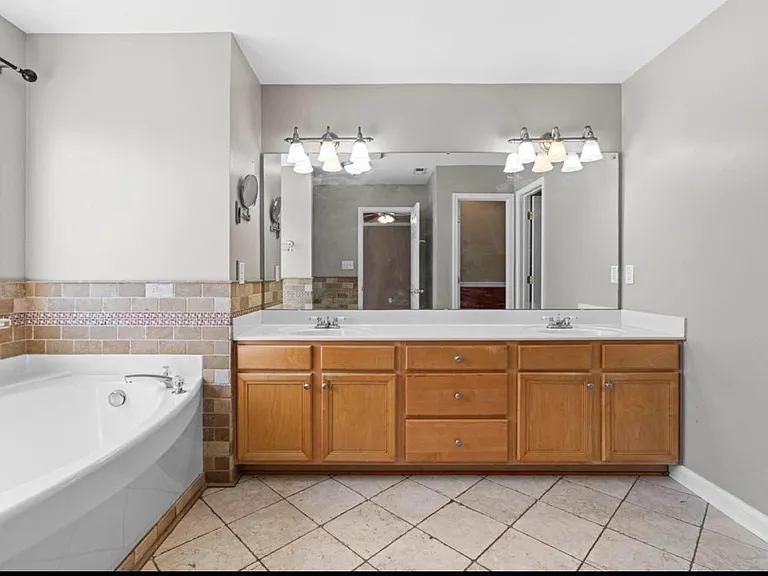 5435 Seaspray Ln — Photo 21