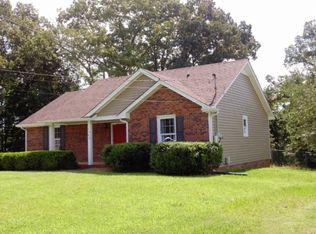 1905 Roan Dr, Clarksville, TN 37042