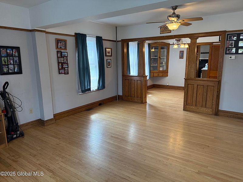 2nd image of 4 Hope Avenue