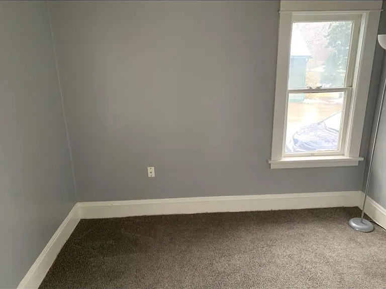 117 E Friendship St — Photo 17