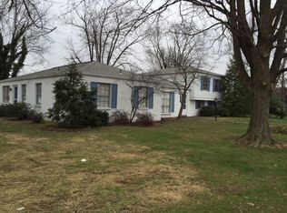 712 W Buena Vista Rd, Evansville, IN