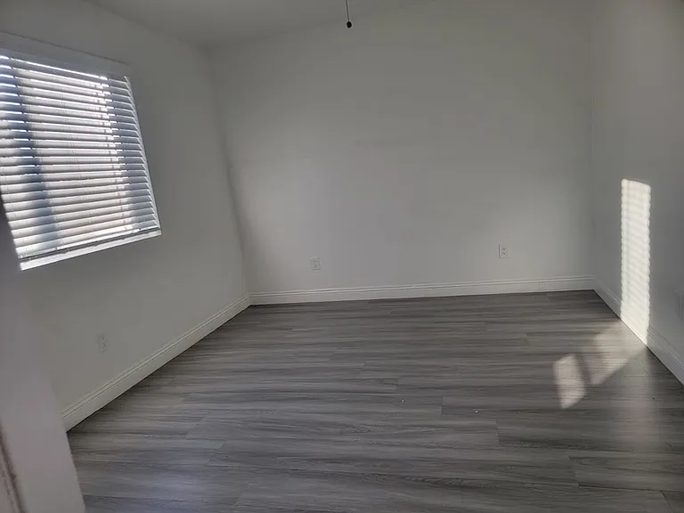 572 N Teakwood Ave #U1 — Photo 17