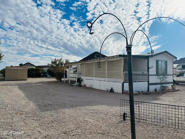 661 W Granada Dr, Quartzsite, AZ 85346