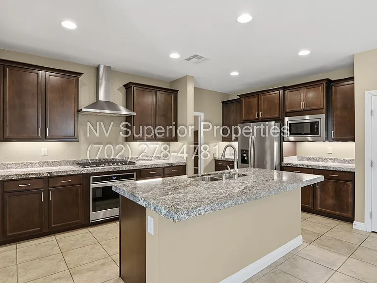 4627 Chestnut Tiger St — Photo 17