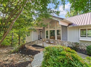 70 Stone Ledge Drive, Branson West, MO 65737