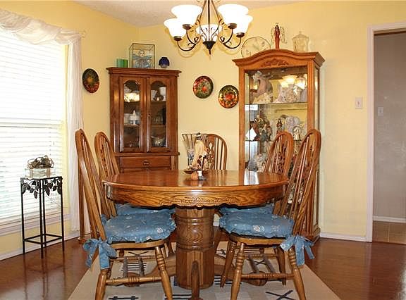 4th image of 4909 Lake Side Cir