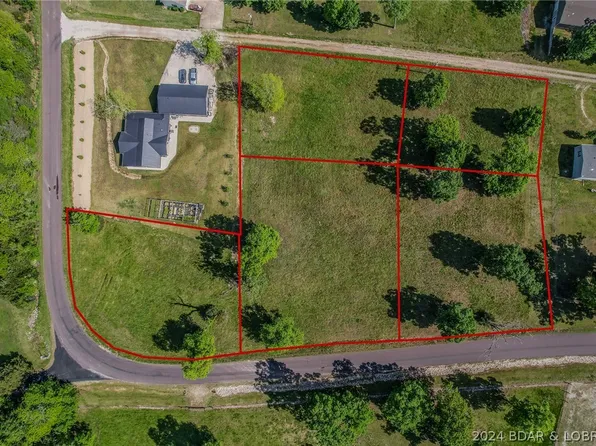 28 Towering Oak Ln, Gravois Mills, MO 65037