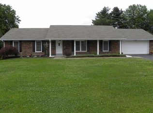 240 Lakeview Dr, Paducah, KY 42003