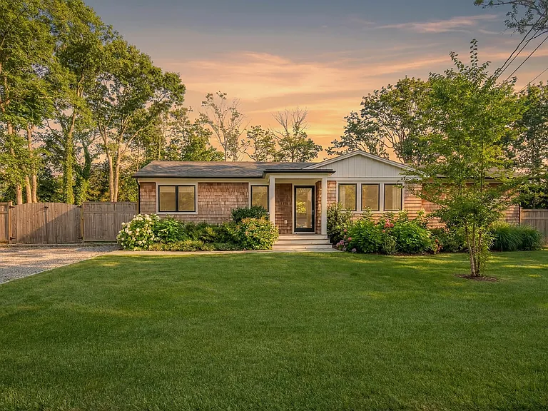 7 Cottage Ln — Photo 4