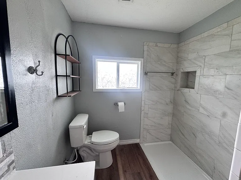 4327 Hughes Dr — Photo 10