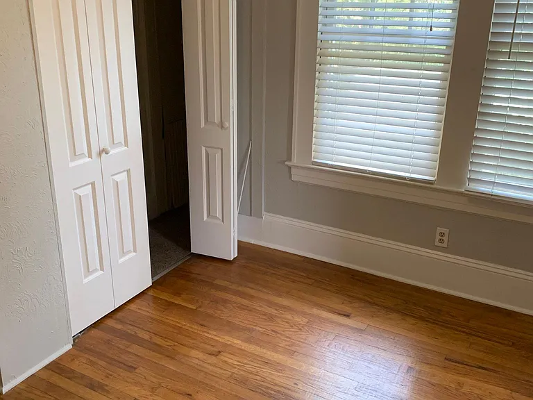 1132 Cherry St — Photo 6