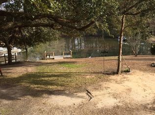 208 Dogwood Dr, Eutawville, SC 29048