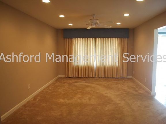 4th image of 709 E Saguaro Dr