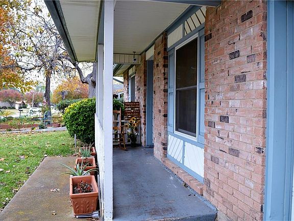4th image of 1300 Sugarmill Ct