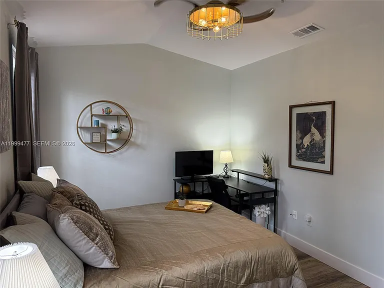 3304 Lisa Ln #102 — Photo 21