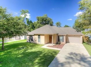 819 Armand St, Mandeville, LA 70448