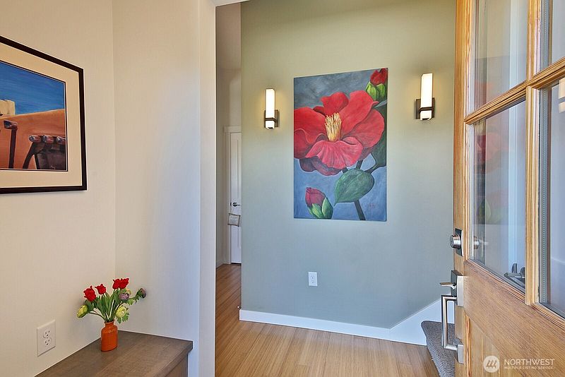 5th image of 512 Cascade Avenue #A