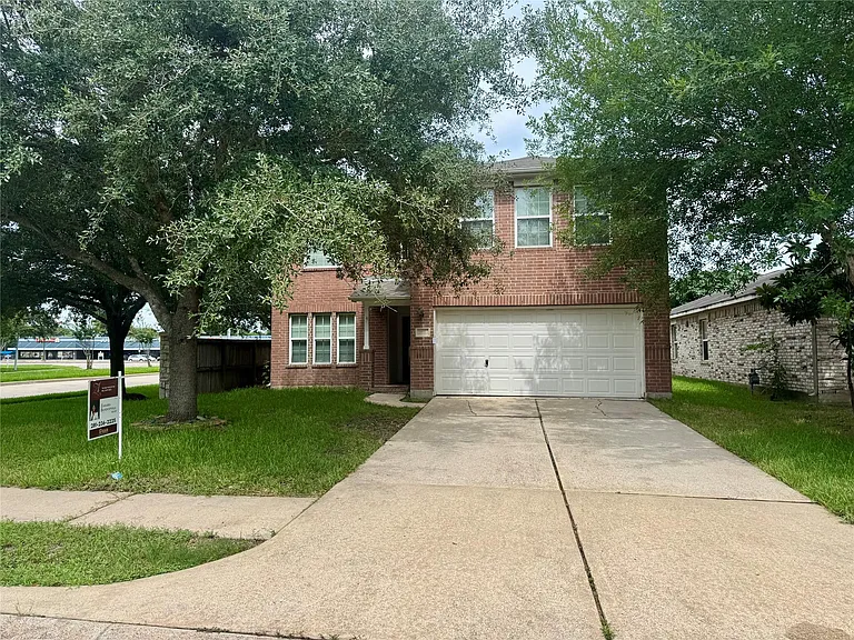 8435 Resada Park Ln — Photo 2