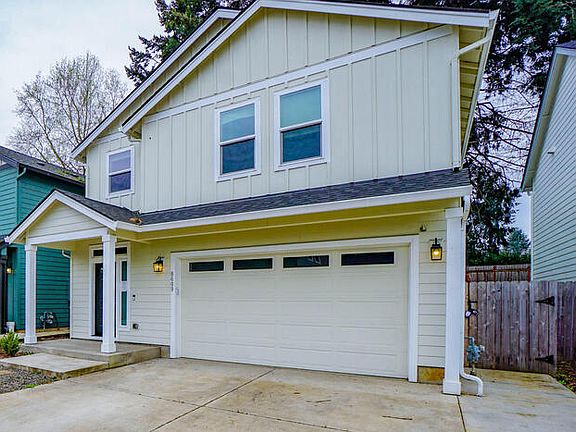 3rd image of 8609 NE 70th Cir