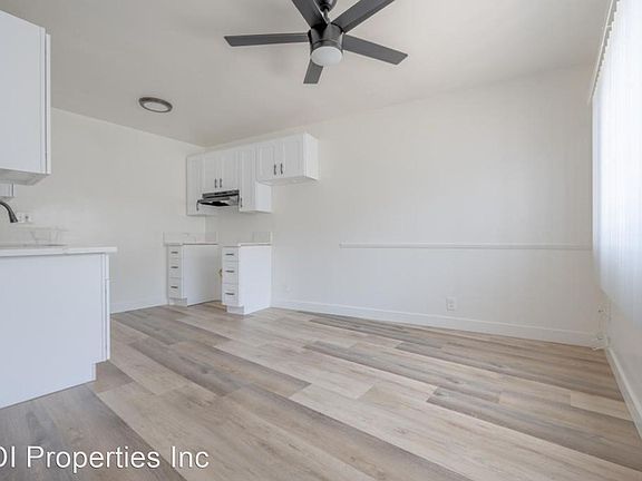 3rd image of 4515 August St #4