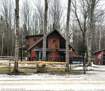 9231 W Gierke Rd, Manistique, MI, 49854