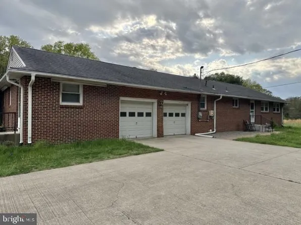1120 Mount Laurel Rd, Hainesport, NJ 08036