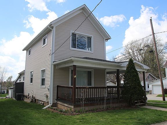 2nd image of 1100 Franklin Ave
