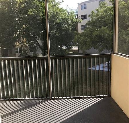 4th image of 8353 Lake Dr APT 205