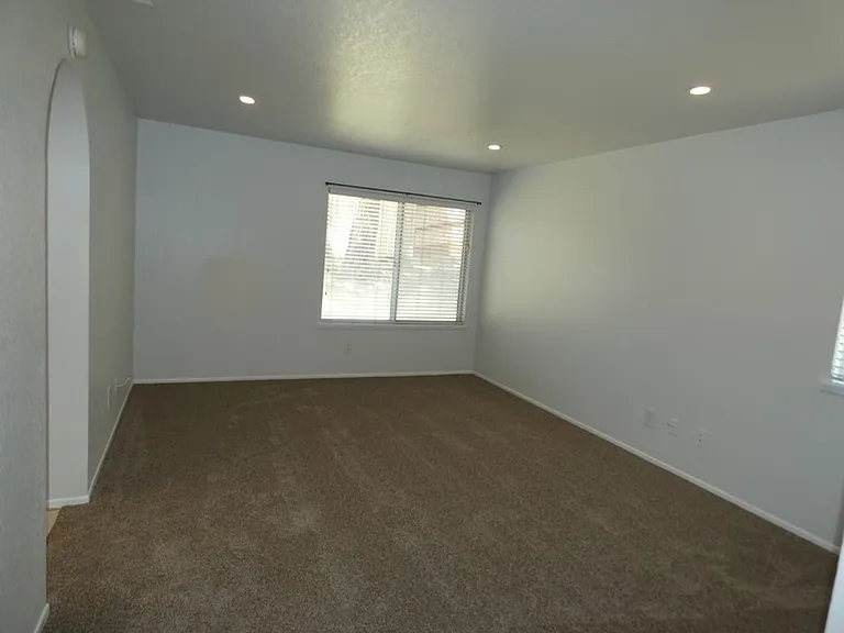 303 Hartnell Rd — Photo 10