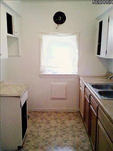 5th image of 17324 Wayne Dr