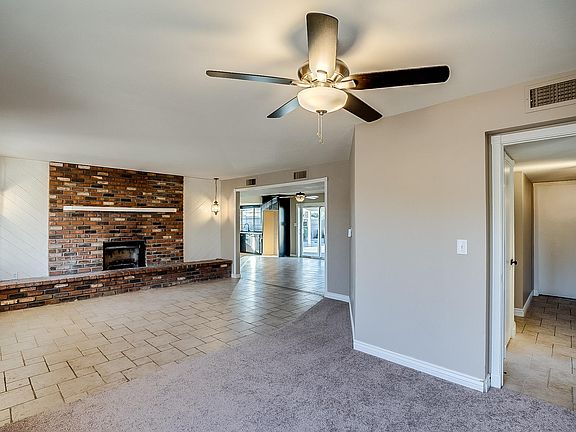 4th image of 20628 N 15th Ave