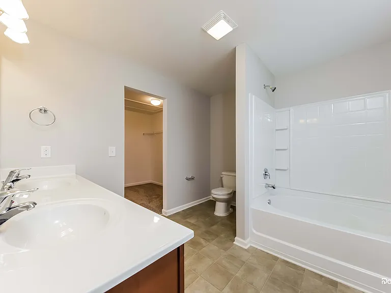 459 Shady Grove Ct — Photo 9