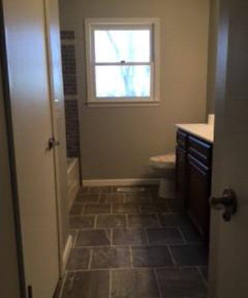 5th image of 425 Henderson Dr