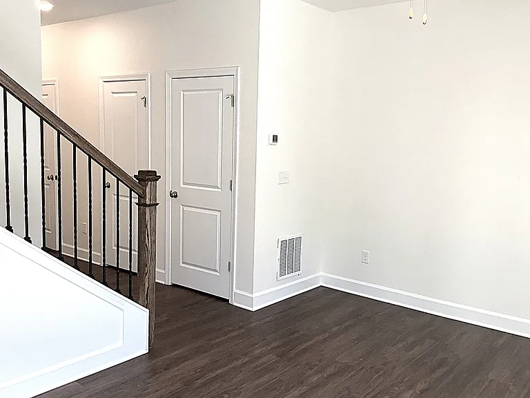 10316 Riverwalk Ct — Photo 6