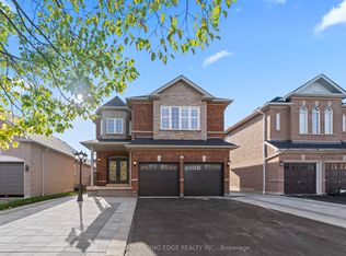 66 Chatterson St #BASEMENT, Whitby, ON L1R 0B4