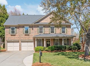 1025 Elsmore Dr, Matthews, NC 28104