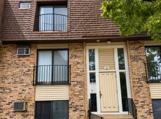 161 N Waters Edge Dr APT 301, Glendale Heights, IL 60139