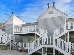 292 London Ct #292, Egg Harbor Township, NJ 08234