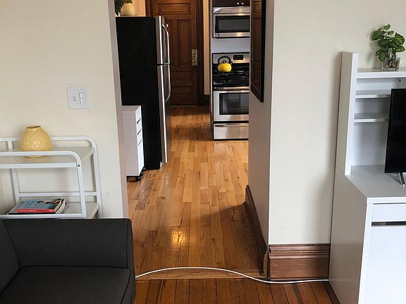 5th image of 1612 W Beach Ave APT 3F
