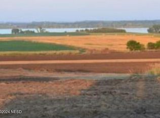 Boulder Ridge Dr, Watertown, SD 57201