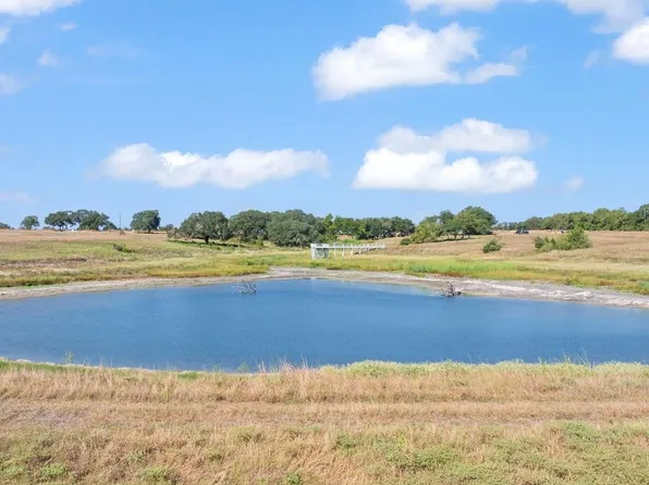 3147 Fm 956, Freyburg, TX 78956