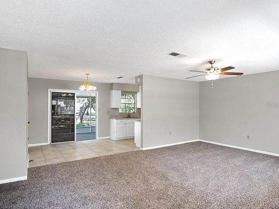5th image of 704 Hickory Ave