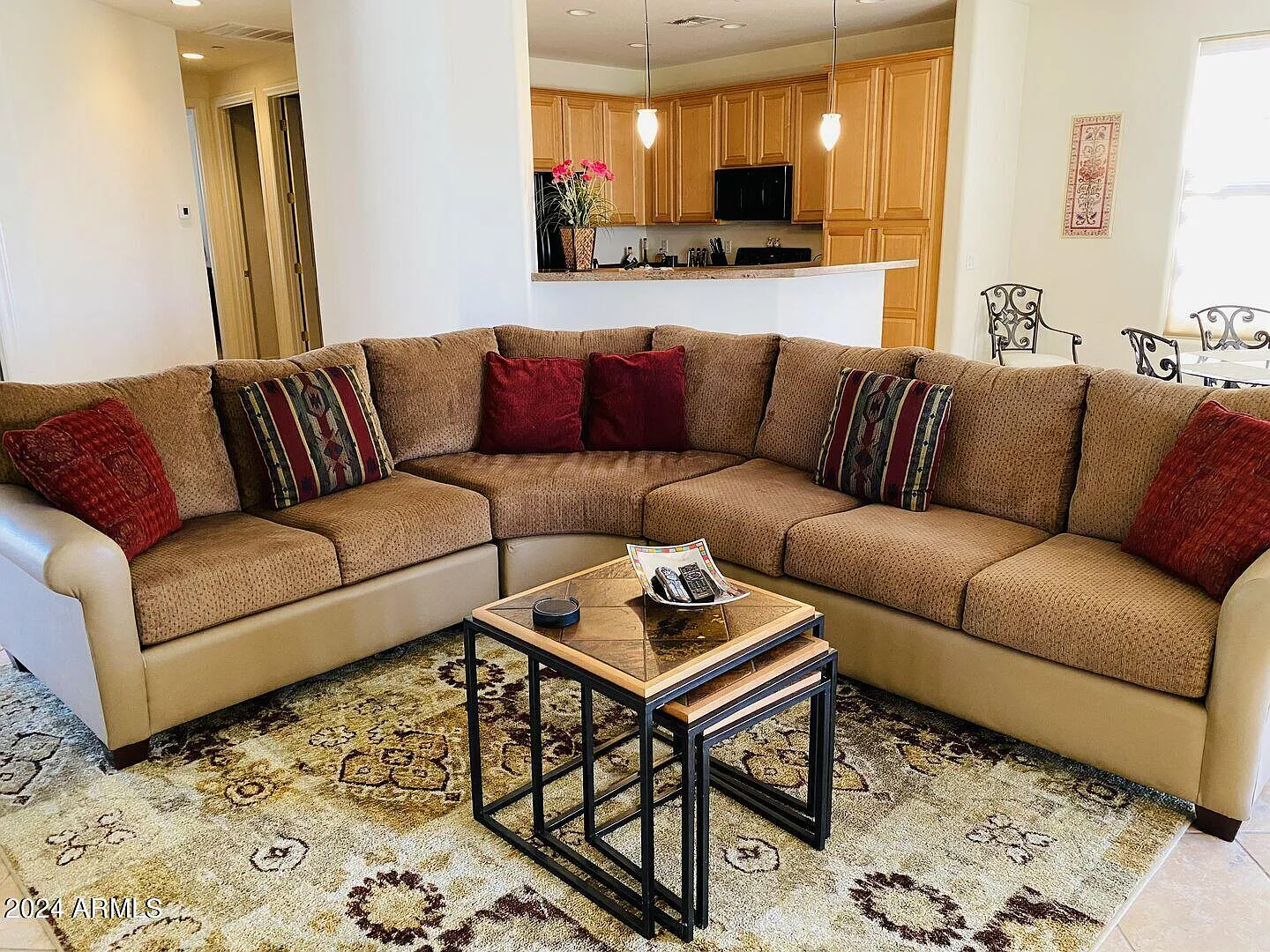 2 bed, 2.0 bath, 1667 sqft, $5,000 — Photo 3