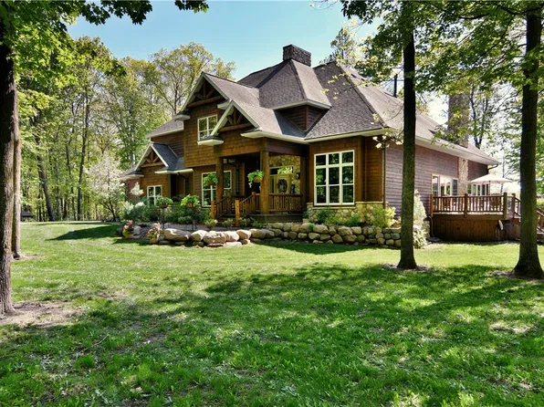 260 Round Lake Drive, Shell Lake, WI 54871
